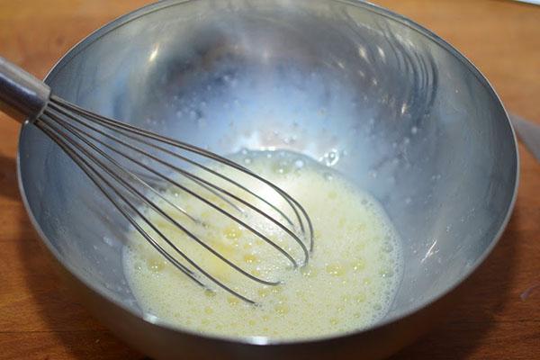 batir los huevos
