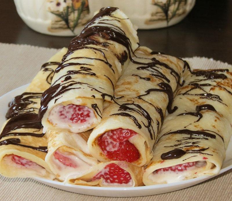 relleno para tortitas con fresa y nata