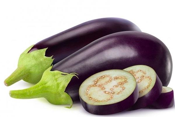 sélection d'aubergines pour la récolte