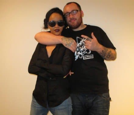 Rihanna-With-Tattoo-Artist-Bang-Bang-Who-Did-Her-FalconTattoo-e134067461768