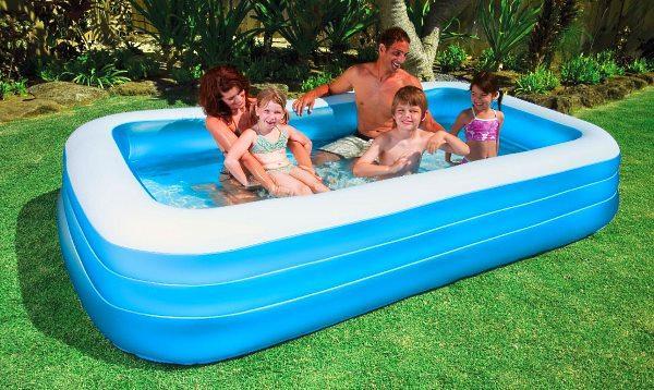 Petite piscine gonflable pour enfants