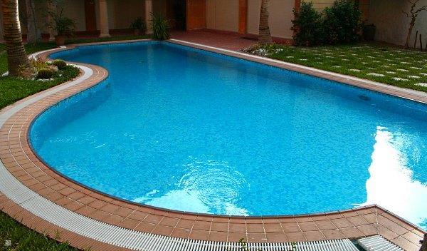 grande piscine