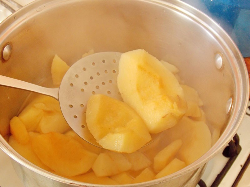 coing bouilli en garde de santé