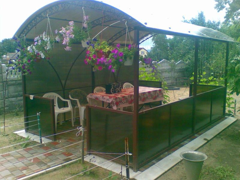 Gazebo bricolage en polycarbonate