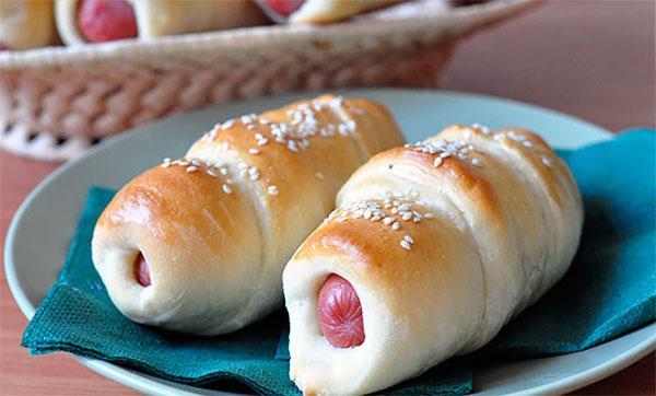 saucisses en pâte levée feuilletée