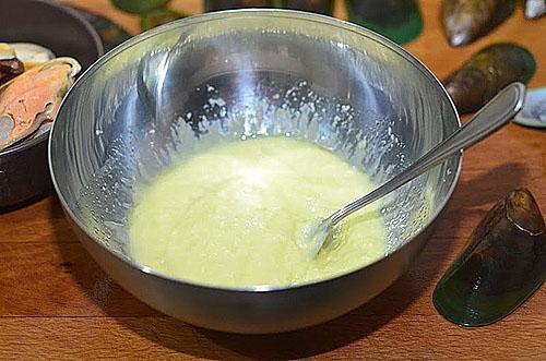 mélanger l'olive et le beurre