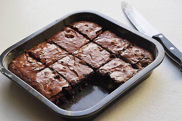 picar el brownie terminado