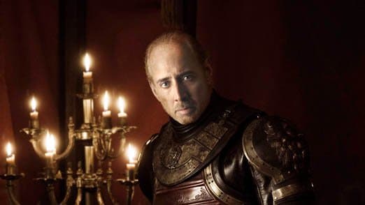 هذا واحد يعمل. تماما. في الواقع ، لماذا لم يلقيوا بـ Cage على أنه Tywin؟