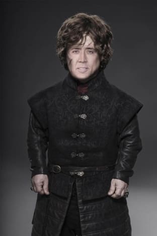 مثل الكثير من Tyrion ، غالبًا ما يلعب Cage شخصيات لها طريقة مع الكلمات.