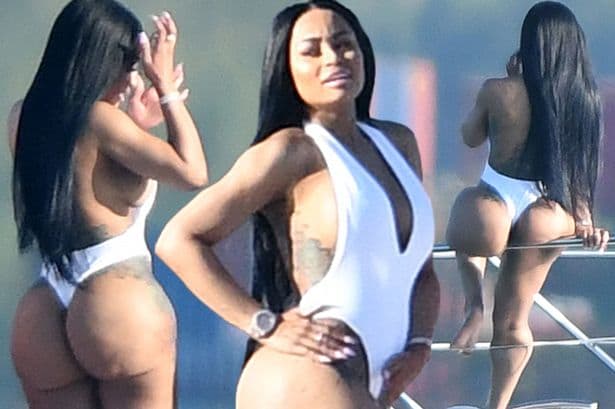 Es ist kein Geheimnis, dass Blac Chyna, alias Rob Kardashian und Tyga's Baby-Mama, Arbeit hat. Sie wurde sowohl vor als auch nach der Geburt ihrer Kinder am Po operiert.