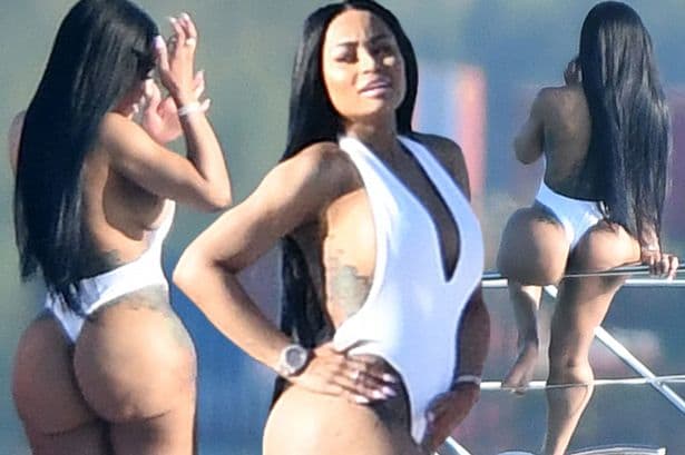 Není žádným tajemstvím, že Blac Chyna, alias Rob Kardashian a Tyga's baby mama, mají práci odvedenou. Před a po narození svých dětí podstoupila operaci zadku.