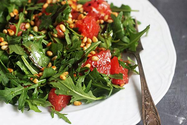 ensalada con piñones