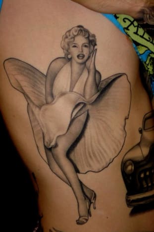 Marilyn Monroe Fly Up Rock Tattoo von Tim Hendricks