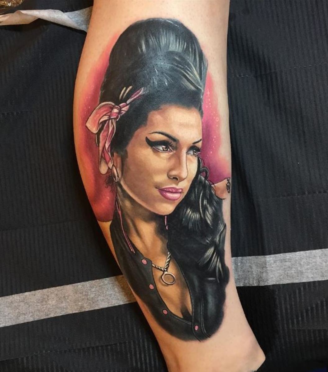 amy-winehouse-tattoo-1483170404k84gn