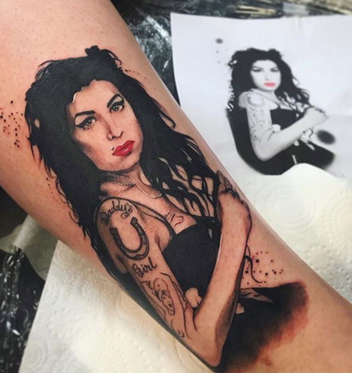 Amy-Winehouse-tetování-49