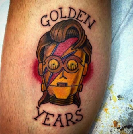 Ziggy C-3PO? Don Kunto bringt es mit diesem albernen kleinen Tattoo auf den Punkt.