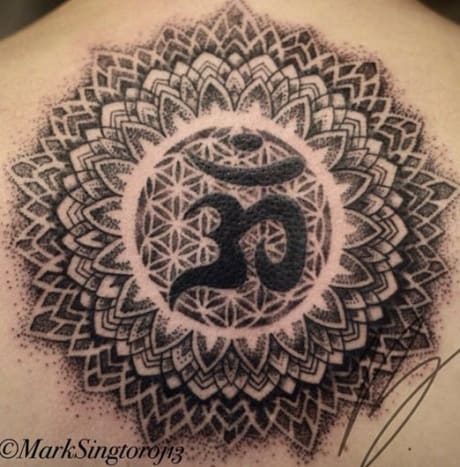 Chakra-Tattoo-Design von Mark Singtoro