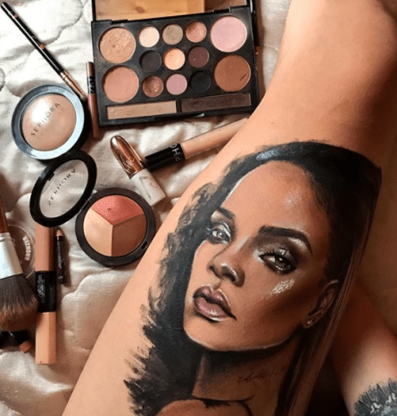 Foto via @kiss_my_airs_Seitdem er einige der neuesten Beauty-Looks von Rihanna nachgestellt hat, ist Wedderburn online viral gegangen und hat sich ein Feature auf Cosmpolitan.com verdient.