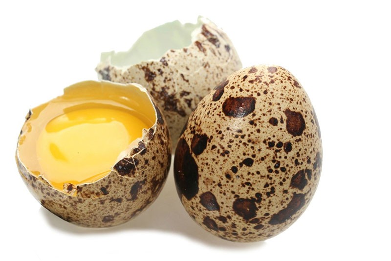 huevos de codorniz para fortalecer los huesos