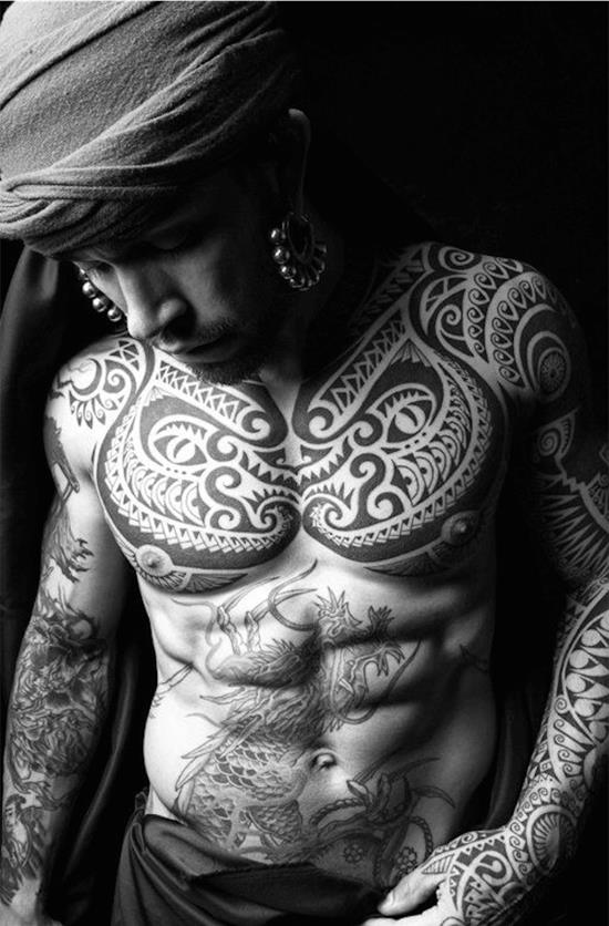 Brust-Tattoos für Männer - 70 Top-Brust-Tattoos. Rang!