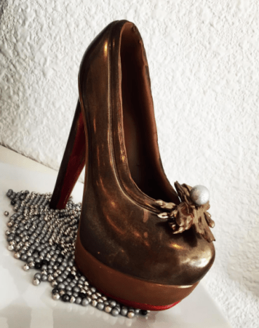 Zaplatil bych za čokoládu Louboutin víc než já za skutečnou. Vyrobeno společností @poppchocolates