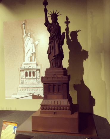 Lady Liberty nikdy nevypadala tak dobře! Foto: Kerry Gorgone