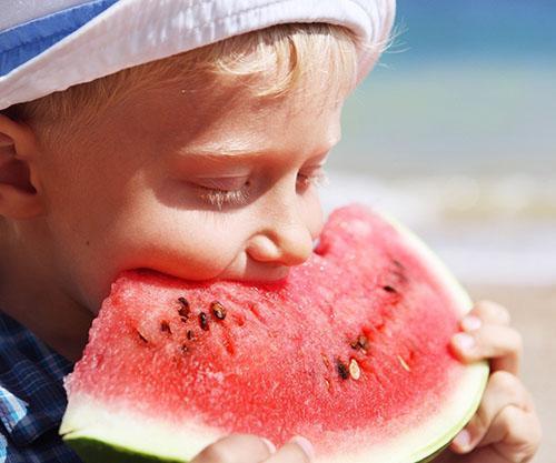 Los niños deben limitar su consumo de sandía.