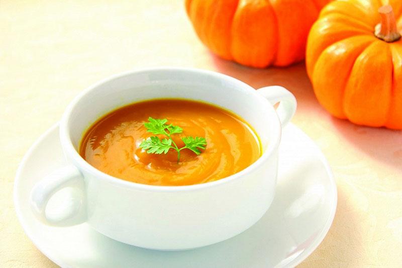 sopa de calabaza congelada caliente