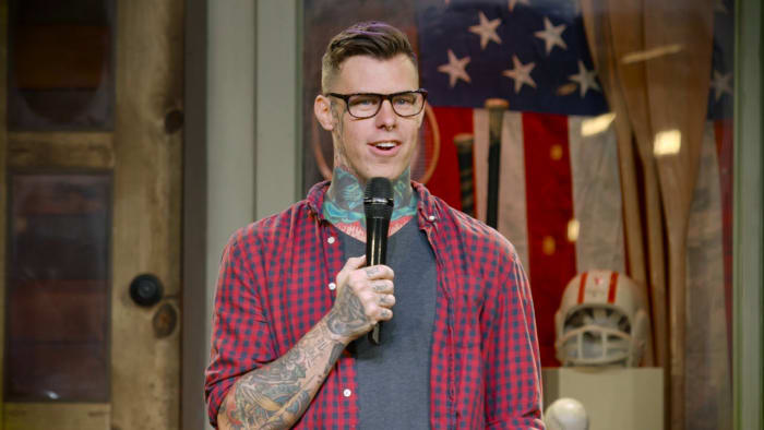 Treffen Sie die Komikerin Shayne Smith.