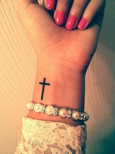 Cross Tattoos - أفضل 153 تصميمًا وعملًا فنيًا لأفضل وشم متقاطع