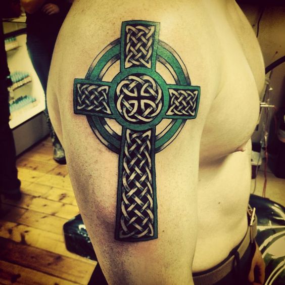 Cross Tattoos - أفضل 153 تصميمًا وعملًا فنيًا لأفضل وشم متقاطع