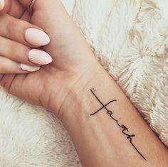 Cross Tattoos - أفضل 153 تصميمًا وعملًا فنيًا لأفضل وشم متقاطع