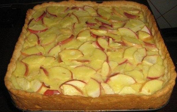 delicada tarta de manzana aromática
