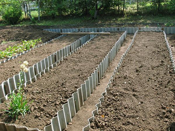 camas con costos mínimos