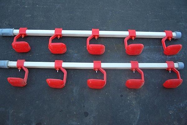 bebederos con colector de goteo