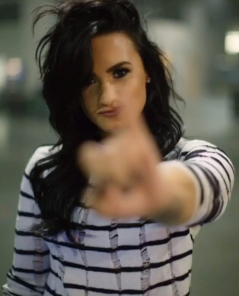 Demi Lovato Smiley-Gesicht Tattoo