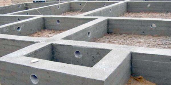 pose de bouches d'aération pendant la phase de construction