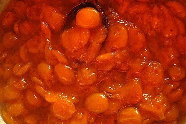 faire cuire de la confiture d'abricots