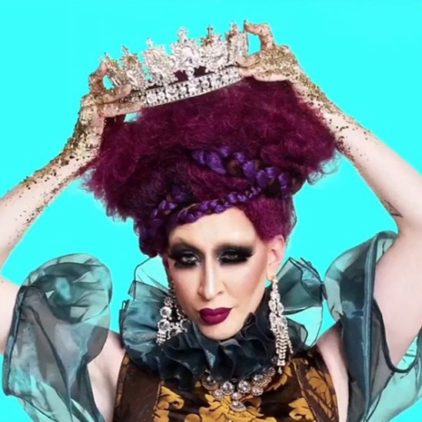 Detox war ein Konkurrent in den Staffeln 5 und All-Stars 2 von RuPaul's Drag Race und belegte den fünften und unter den ersten drei.