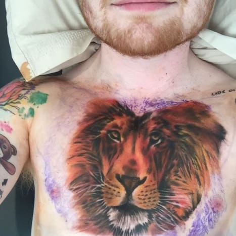 (الصورة: Ed Sheeran / Instagram) وفقًا لشيران ، عندما يتعلق الأمر بتحديد موعد الحصول على وشم جديد ، 
