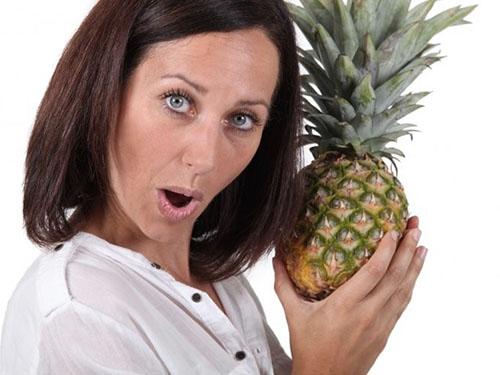 Avec le diabète, manger de l'ananas n'est possible qu'après avoir consulté un médecin.