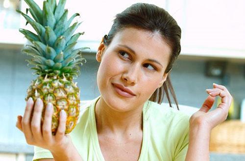 Avec une faible acidité gastrique, mangez de l'ananas
