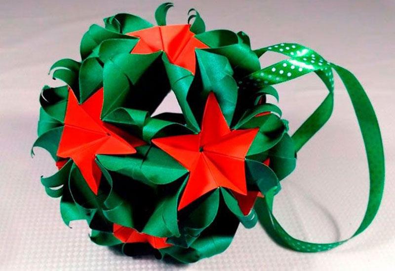 Fleurs japonaises kusudama - décorations en papier