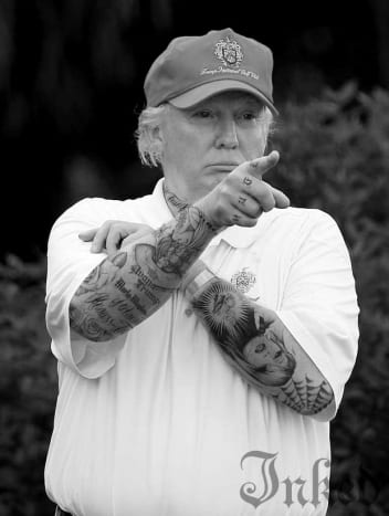 Donald Trump tajně Donald je velkým fanouškem finálního tetování v mexickém stylu (viz krásná Chola). Už měl na paži napuštěná jména minulých manželek, takže přidal Melanii. Velký výstřik přišel v podobě tetování OBROVSKÝ přes jeho klouby.