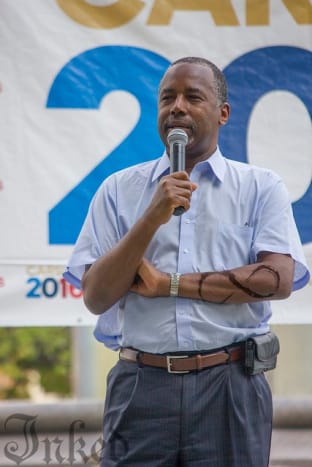 Dr. Ben Carson Wenn Sie den Laden betreten, aber zu faul sind, den Blitz zu sortieren, wählen Sie das Erste aus, was Sie sehen.