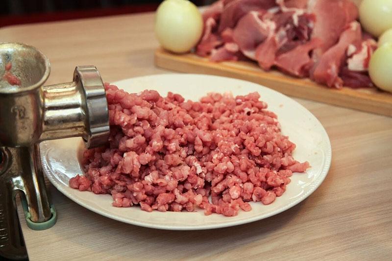 faire cuire de la viande hachée
