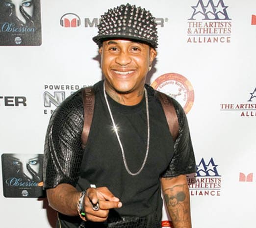 Orlando BrownDer That's So Raven-Star mag einst für Disney gespielt haben, aber seine Rolle in Straight Out of Compton und die Tätowierungen, die jetzt seinen Körper bedecken, beweisen, dass Brown nicht mehr Raven Symones Kumpel ist. Brown ist im Erwachsenenalter kaum wiederzuerkennen und ohne Zweifel der am meisten tätowierte Disney-Star aller Zeiten. Schauen Sie sich außerdem das Mickey-Tattoo an!