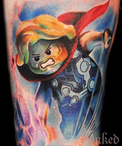 Pokud máte rádi tetování a lego, zamilujete si práci Maxe Pniewského.