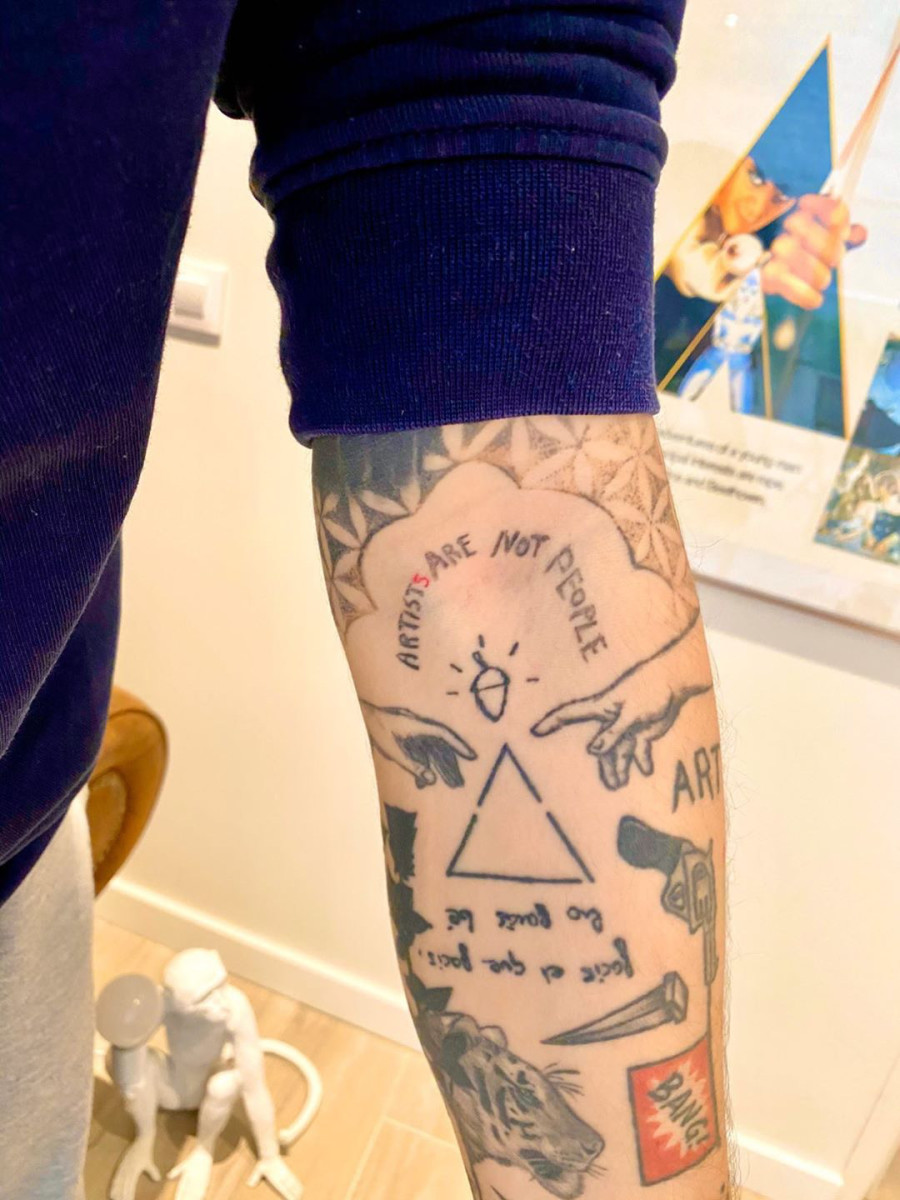 Das kürzlich korrigierte Tattoo