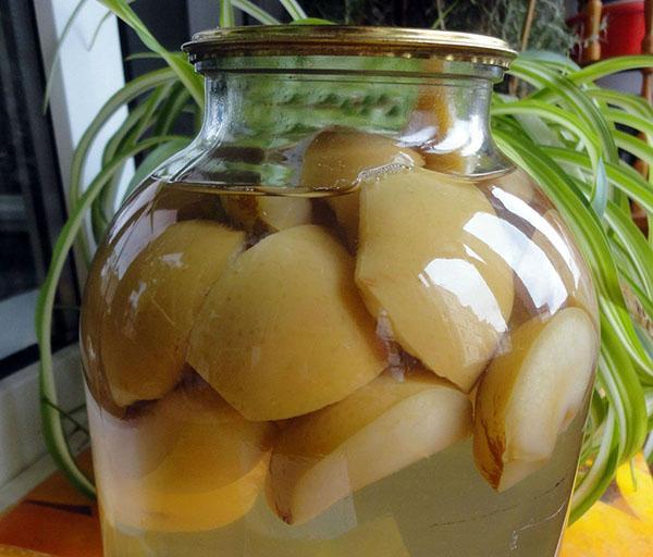 manzanas en su jugo
